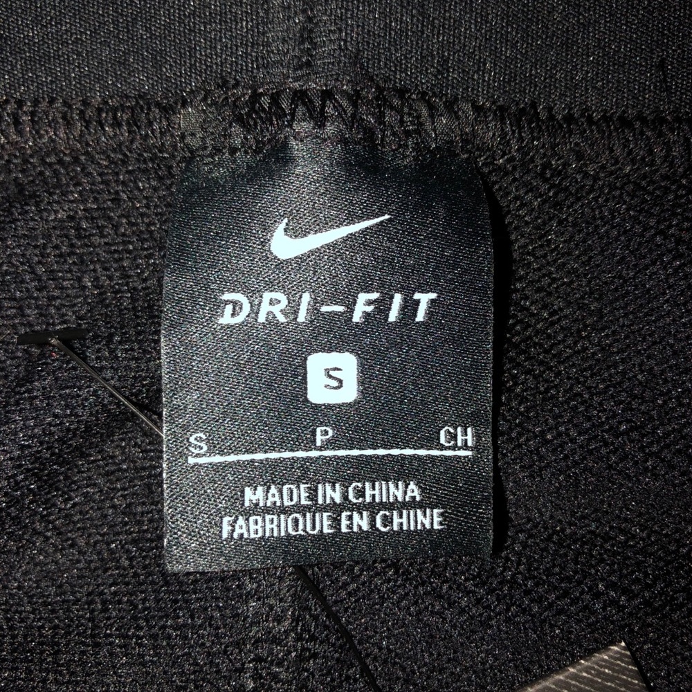 SOLD-Girl’s New Nike Pants Size Small - Picture 2 of 2